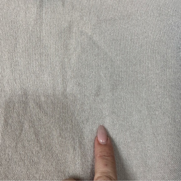 Vince Two Toned Knit 100% Cashmere Sweater Sz Small - Picture 12 of 14